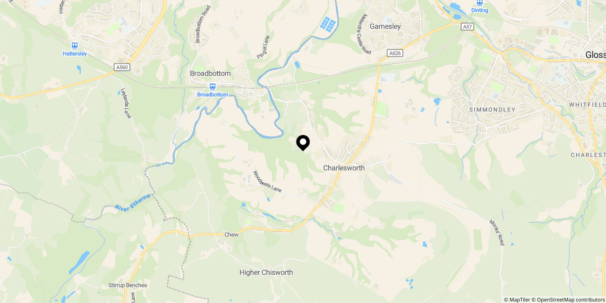 Approximate location of Long Lane, Charlesworth, Glossop, SK13 5ET